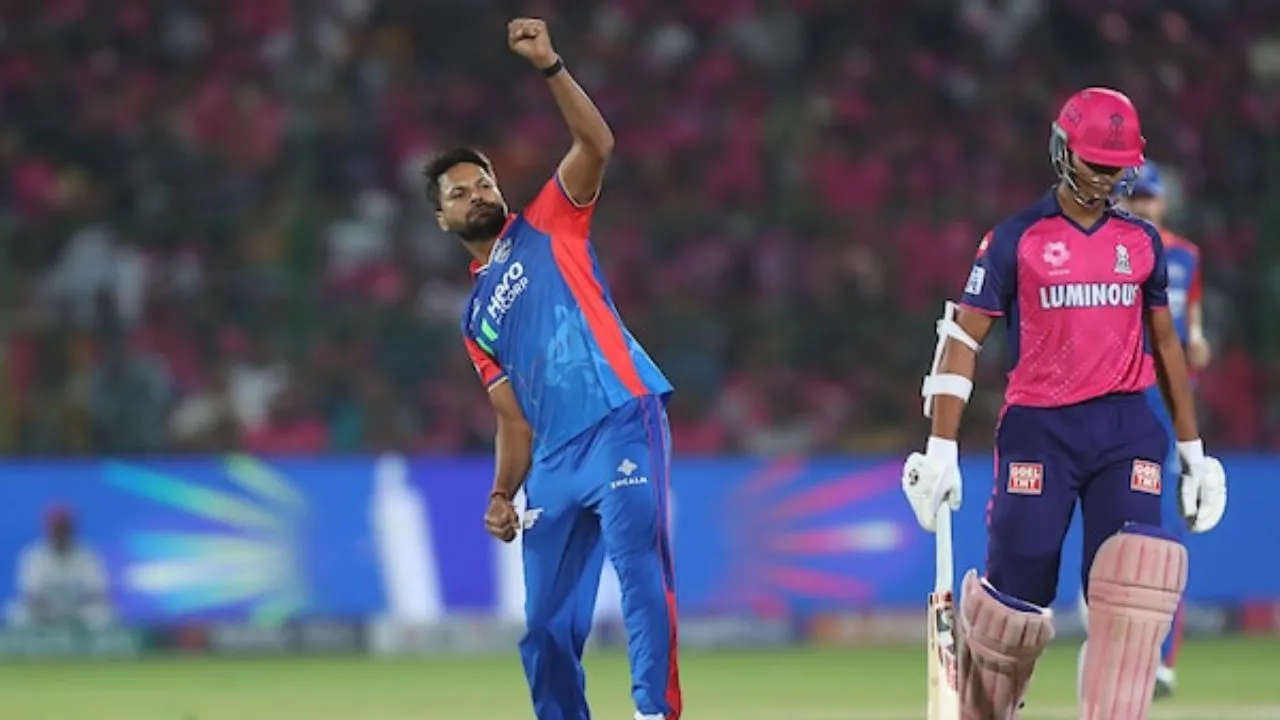 DC vs RR Playing XIs.webp